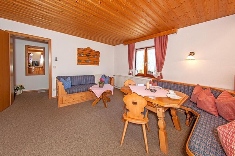 Gaestehaus Menkenbauer Ruhpolding Extérieur photo